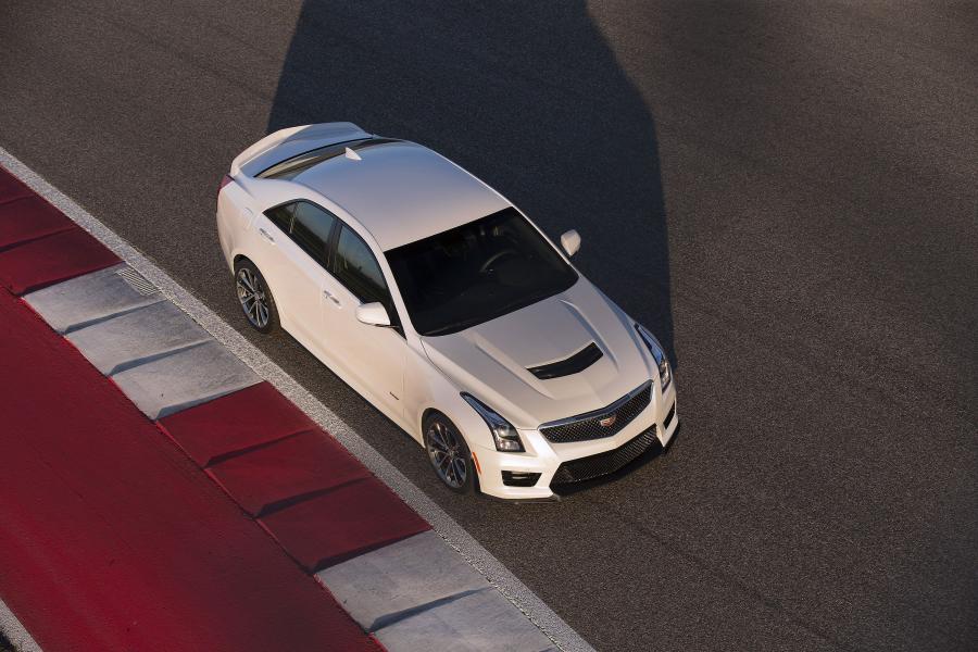  Cadillac ATS-V 2016 года  (NA) (фото 17 из 34)